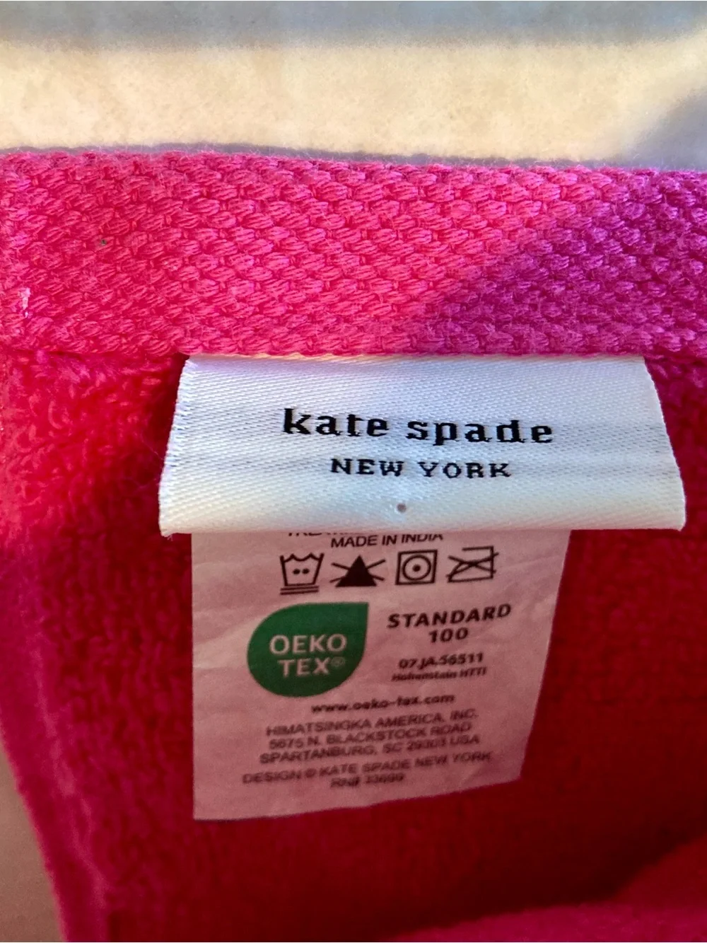 NEW kate spade Bright Fuchsia Bath Towel- set of 2